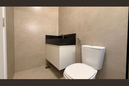 Casa para alugar com 210m², 3 quartos e 2 vagas Casa para alugar com 210m², 3 quartos e 2 vagasSuite 02 Banheiro