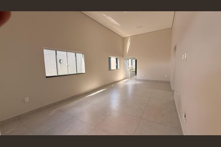Sala de casa para alugar com 3 quartos, 210m² em Q 4, Brasília