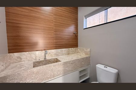 Lavabo de casa para alugar com 3 quartos, 210m² em Q 4, Brasília