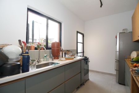 Cozinha de casa à venda com 2 quartos, 130m² em Pinheiros, São Paulo