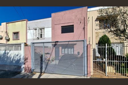 Fachada da Casa de casa à venda com 2 quartos, 130m² em Pinheiros, São Paulo
