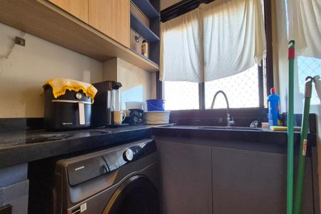 Apartamento para alugar com 55m², 2 quartos e 1 vaga Apartamento para alugar com 55m², 2 quartos e 1 vagaÁrea de Serviço