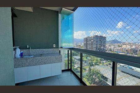 Apartamento à venda com 70m², 2 quartos e 1 vagaVaranda