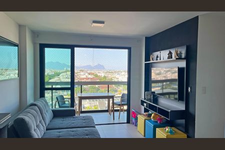 Sala de apartamento à venda com 2 quartos, 70m² em Recreio dos Bandeirantes, Rio de Janeiro