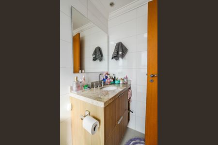 Apartamento à venda com 82m², 2 quartos e 2 vagas Apartamento à venda com 82m², 2 quartos e 2 vagasBanheiro da Suíte 1