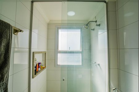 Apartamento à venda com 82m², 2 quartos e 2 vagas Apartamento à venda com 82m², 2 quartos e 2 vagasBanheiro da Suíte 1