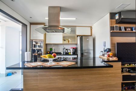 Apartamento à venda com 82m², 2 quartos e 2 vagas Apartamento à venda com 82m², 2 quartos e 2 vagasCozinha e Área de Serviço