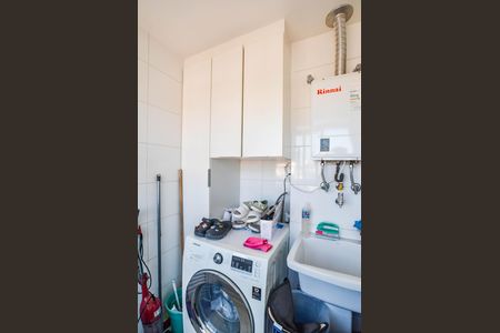 Apartamento à venda com 82m², 2 quartos e 2 vagas Apartamento à venda com 82m², 2 quartos e 2 vagasCozinha e Área de Serviço