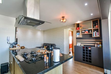 Apartamento à venda com 82m², 2 quartos e 2 vagas Apartamento à venda com 82m², 2 quartos e 2 vagasCozinha e Área de Serviço
