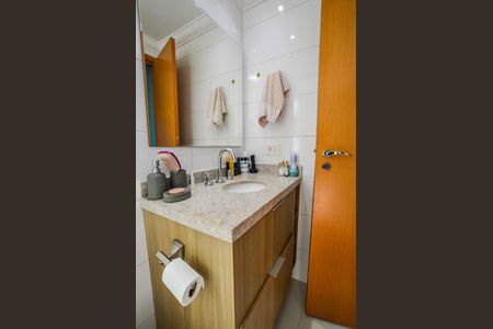 Apartamento à venda com 82m², 2 quartos e 2 vagas Apartamento à venda com 82m², 2 quartos e 2 vagasBanheiro da Suíte 2