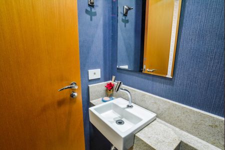 Apartamento à venda com 82m², 2 quartos e 2 vagas Apartamento à venda com 82m², 2 quartos e 2 vagasLavabo