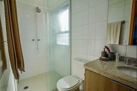 Apartamento à venda com 82m², 2 quartos e 2 vagas Apartamento à venda com 82m², 2 quartos e 2 vagasBanheiro da Suíte 2