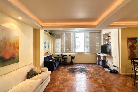Apartamento à venda com 120m², 2 quartos e sem vaga