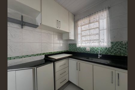 Cozinha de casa à venda com 1 quarto, 52m² em Copacabana, Belo Horizonte