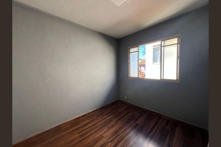 Casa à venda com 52m², 3 quartos e sem vaga Casa à venda com 52m², 3 quartos e sem vagaQuarto 2
