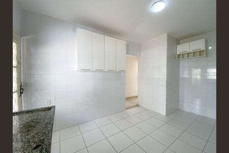 Casa para alugar com 100m², 3 quartos e 1 vaga Casa para alugar com 100m², 3 quartos e 1 vagaCozinha
