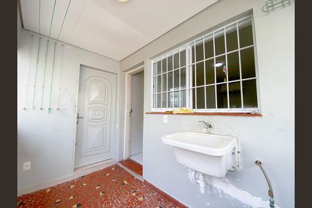 Casa para alugar com 100m², 3 quartos e 1 vaga Casa para alugar com 100m², 3 quartos e 1 vagaÁrea de Serviço