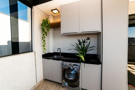 Apartamento à venda com 118m², 2 quartos e 2 vagasCobertura