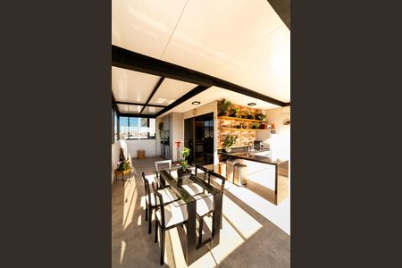 Apartamento à venda com 118m², 2 quartos e 2 vagasCobertura