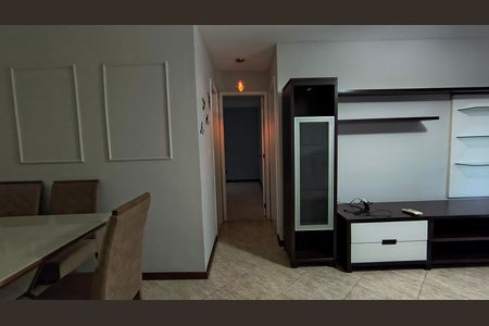 Sala de apartamento para alugar com 2 quartos, 78m² em Recreio dos Bandeirantes, Rio de Janeiro