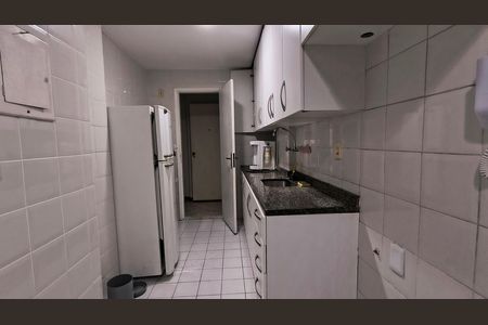 Apartamento para alugar com 78m², 2 quartos e 1 vagaCozinha e Área de Serviço 