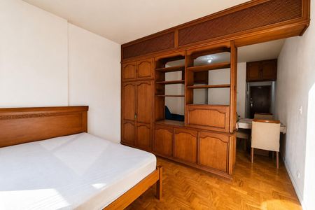 Studio para alugar com 40m², 1 quarto e sem vaga Studio para alugar com 40m², 1 quarto e sem vagaSala - Dormitório