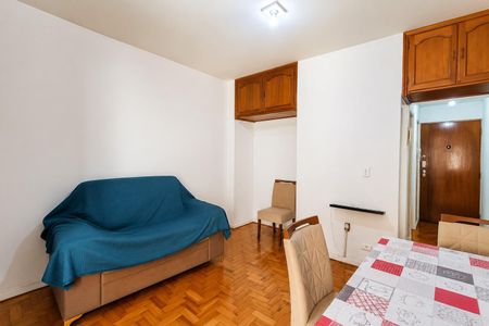 Studio para alugar com 40m², 1 quarto e sem vaga Studio para alugar com 40m², 1 quarto e sem vagaSala - Dormitório