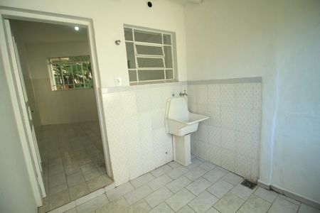 Apartamento para alugar com 70m², 2 quartos e sem vaga Apartamento para alugar com 70m², 2 quartos e sem vagaÁrea de serviço