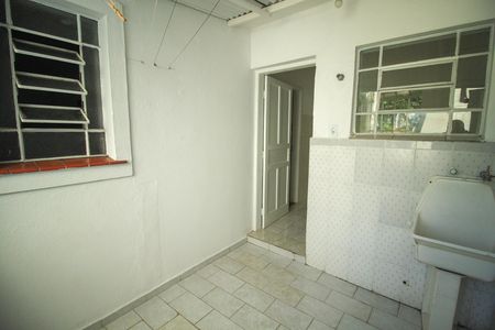 Apartamento para alugar com 70m², 2 quartos e sem vaga Apartamento para alugar com 70m², 2 quartos e sem vagaÁrea de serviço