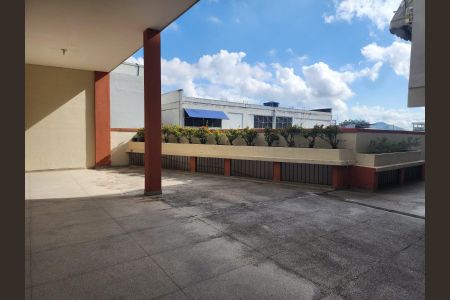 Apartamento para alugar com 64m², 2 quartos e 1 vaga