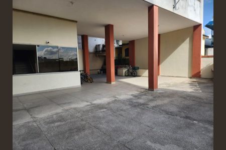 Apartamento para alugar com 64m², 2 quartos e 1 vaga