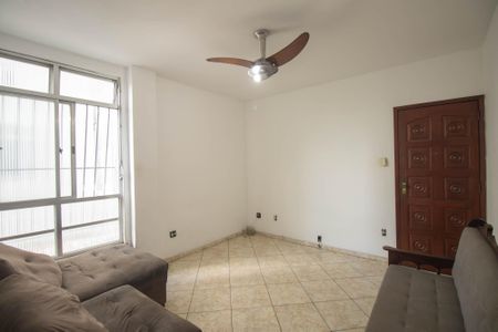 Sala de apartamento para alugar com 2 quartos, 64m² em Mutondo, São Gonçalo