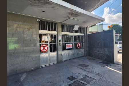 Apartamento para alugar com 64m², 2 quartos e 1 vaga