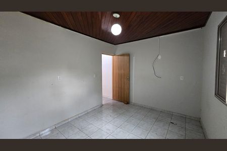 Casa para alugar com 120m², 2 quartos e 2 vagas Casa para alugar com 120m², 2 quartos e 2 vagasQuarto