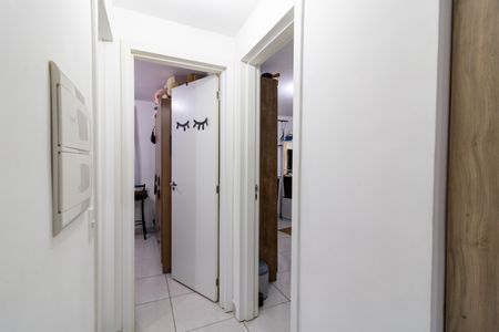 Apartamento à venda com 51m², 2 quartos e 1 vaga Apartamento à venda com 51m², 2 quartos e 1 vagaCorredor