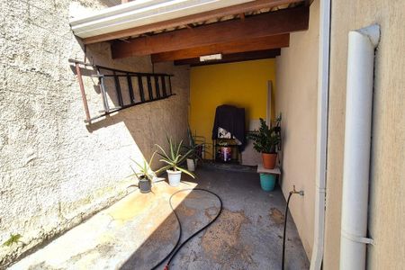 Casa para alugar com 243m², 3 quartos e 3 vagas Casa para alugar com 243m², 3 quartos e 3 vagasQuintal