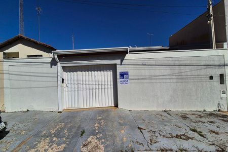 Casa para alugar com 243m², 3 quartos e 3 vagas Casa para alugar com 243m², 3 quartos e 3 vagasFachada do Prédio