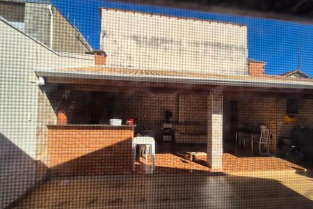 Casa para alugar com 243m², 3 quartos e 3 vagas Casa para alugar com 243m², 3 quartos e 3 vagasVista do Quarto 3