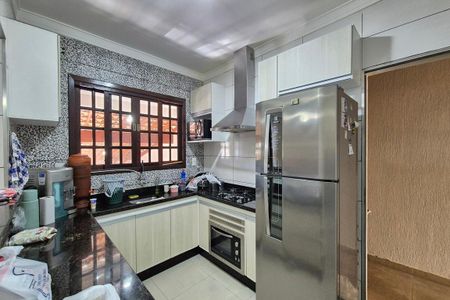 Casa para alugar com 243m², 3 quartos e 3 vagas Casa para alugar com 243m², 3 quartos e 3 vagasCozinha