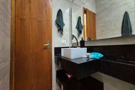 Casa para alugar com 243m², 3 quartos e 3 vagas Casa para alugar com 243m², 3 quartos e 3 vagasBanheiro