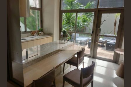 Apartamento à venda com 29m², 1 quarto e sem vaga