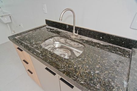 Apartamento à venda com 36m², 1 quarto e sem vaga Apartamento à venda com 36m², 1 quarto e sem vagaCozinha e Área de Serviço