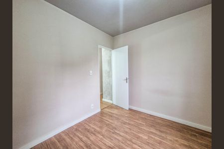 Quarto 2 de apartamento à venda com 2 quartos, 56m² em Jardim Santo André, Santo André