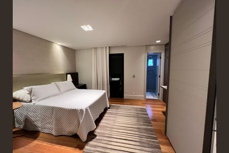 Apartamento para alugar com 443m², 3 quartos e 6 vagasQuarto