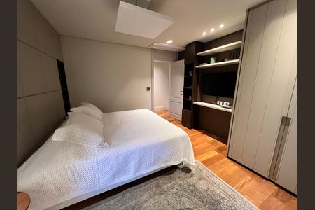 Apartamento para alugar com 443m², 3 quartos e 6 vagasQuarto