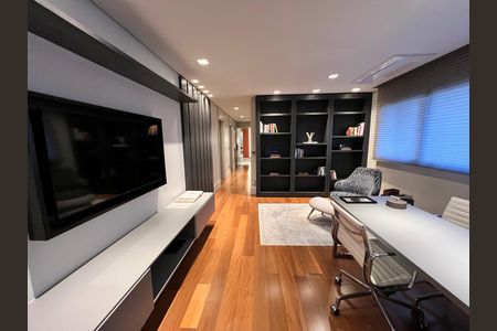 Apartamento para alugar com 443m², 3 quartos e 6 vagasQuarto