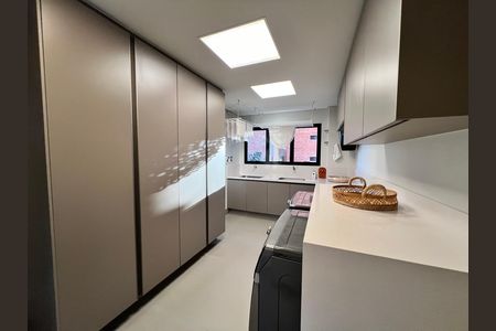 Apartamento para alugar com 443m², 3 quartos e 6 vagasÁrea de serviço