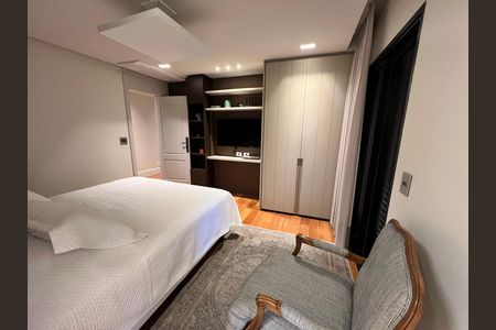 Apartamento para alugar com 443m², 3 quartos e 6 vagasQuarto