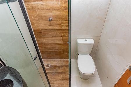 Apartamento para alugar com 90m², 2 quartos e 1 vaga Apartamento para alugar com 90m², 2 quartos e 1 vagaBanheiro da Suíte