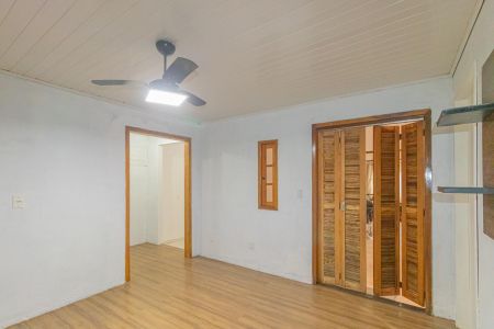 Casa para alugar com 30m², 1 quarto e 1 vaga Casa para alugar com 30m², 1 quarto e 1 vagaSala